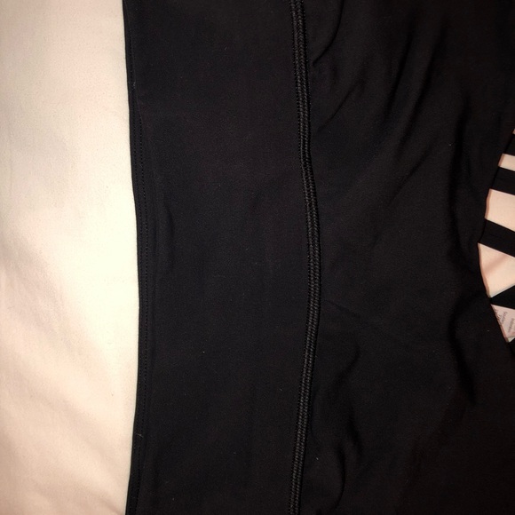 SOLD Lululemon bra - Picture 5 of 8